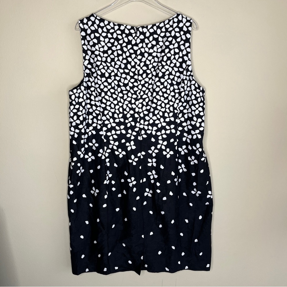 Lauren Ralph Lauren Plus Size Sleeveless Dress Black w White Petal Sheath 18W - Picture 5 of 8